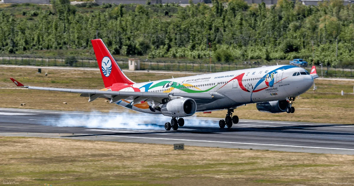 033. Sichuan Airlines