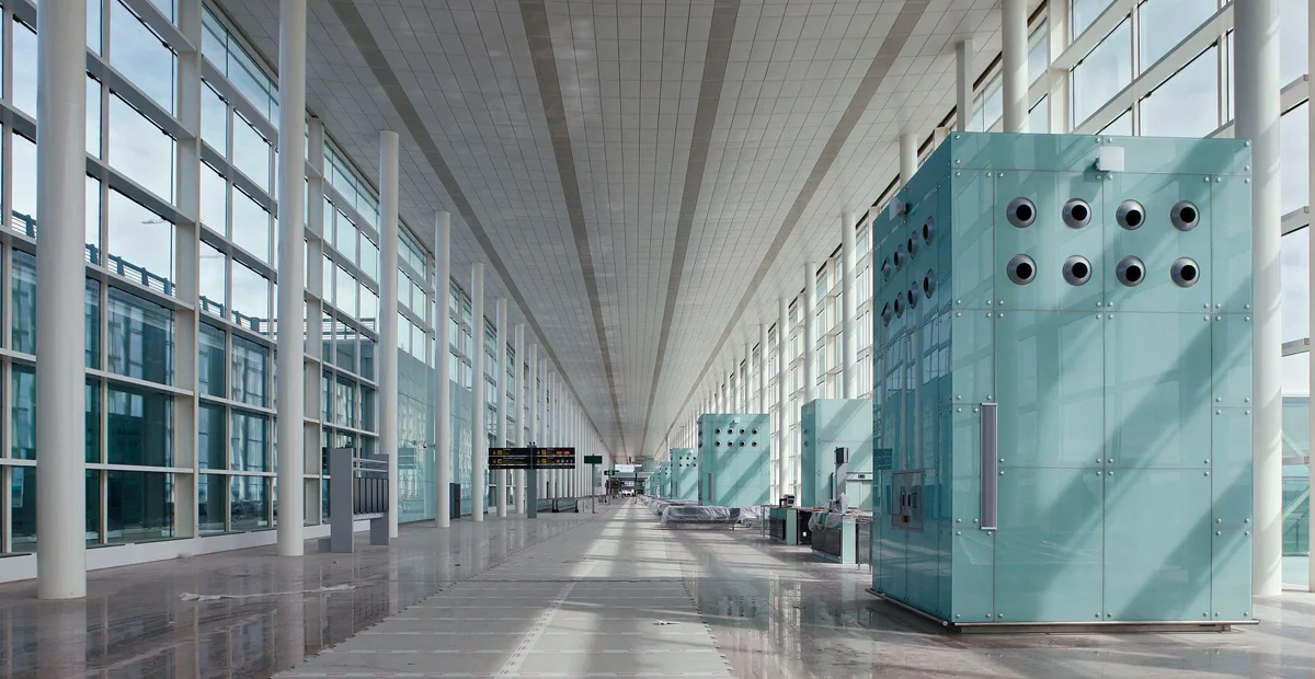 043. Barcelona-El Prat Airport (BCN)