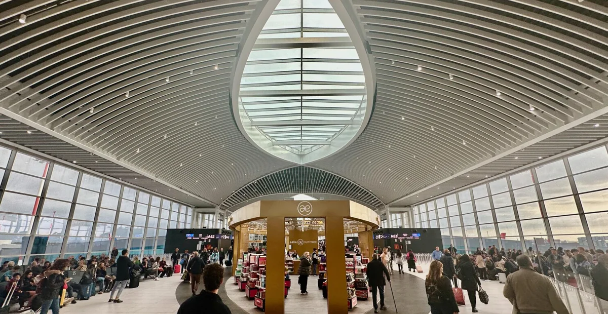 047. Leonardo da Vinci Airport (FCO)