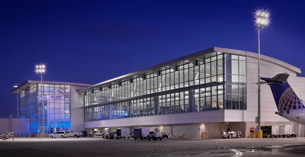 020. Houston George Bush Airport (IAH)
