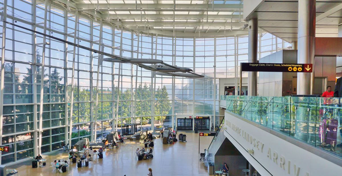 042. Seattle-Tacoma Airport (SEA)
